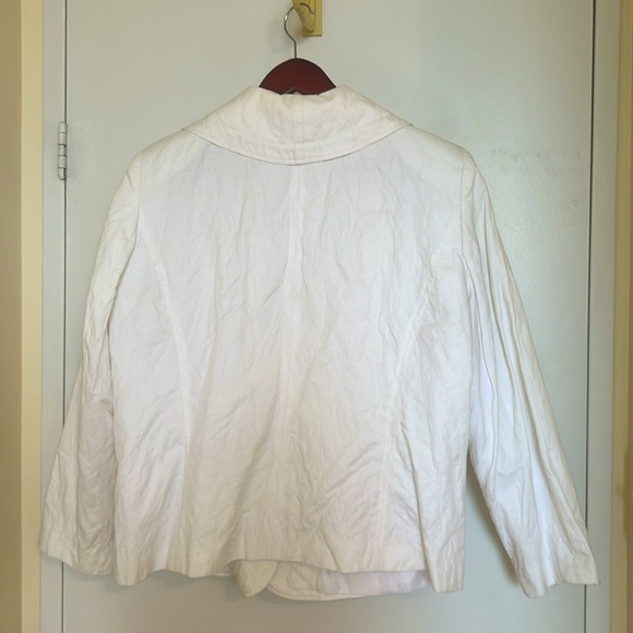 Lightweight White Jacket/Blazer - Picture 3 of 8